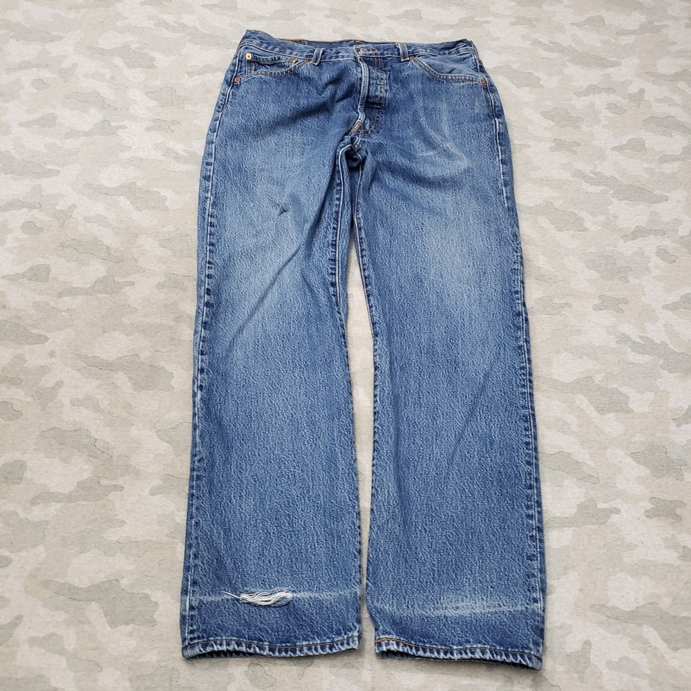 Levi's 501 Jeans Mens 34x32 Blue Pockets Straight Leg Button Fly Medium Wash‎